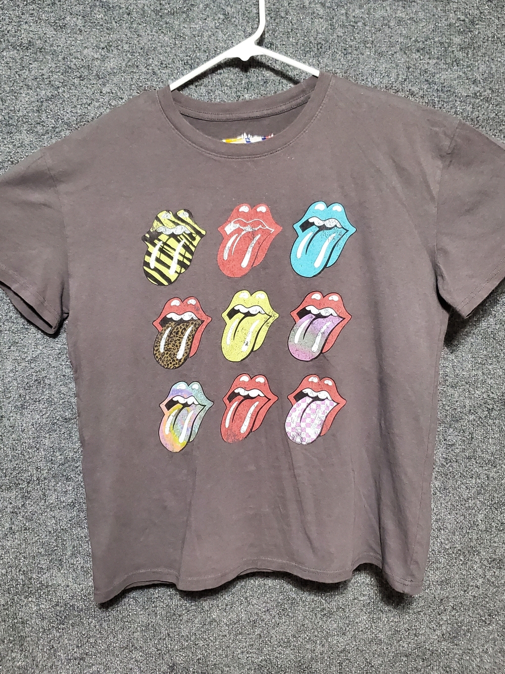The Rolling Stones Shirt Mens XL Gray Graphic Logo Lips Tongue Rock Music Band